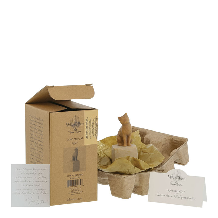 Love my Cat (light) Figurine by Willow Tree